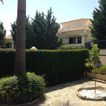 1264: 3 Bed Townhouse In Monte Biarritz Paraiso Appartement *